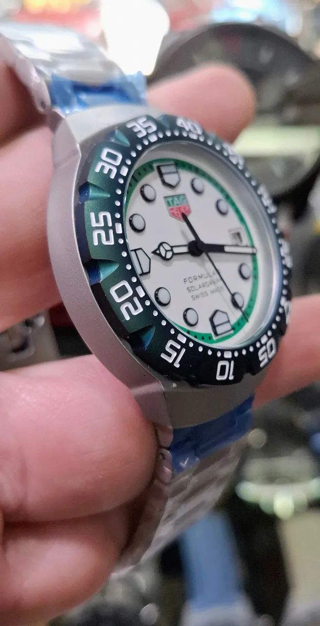 Relógio TAG HEUER FORMULA 1 SOLARGRAPH BEZEL VERDE - Foto 4