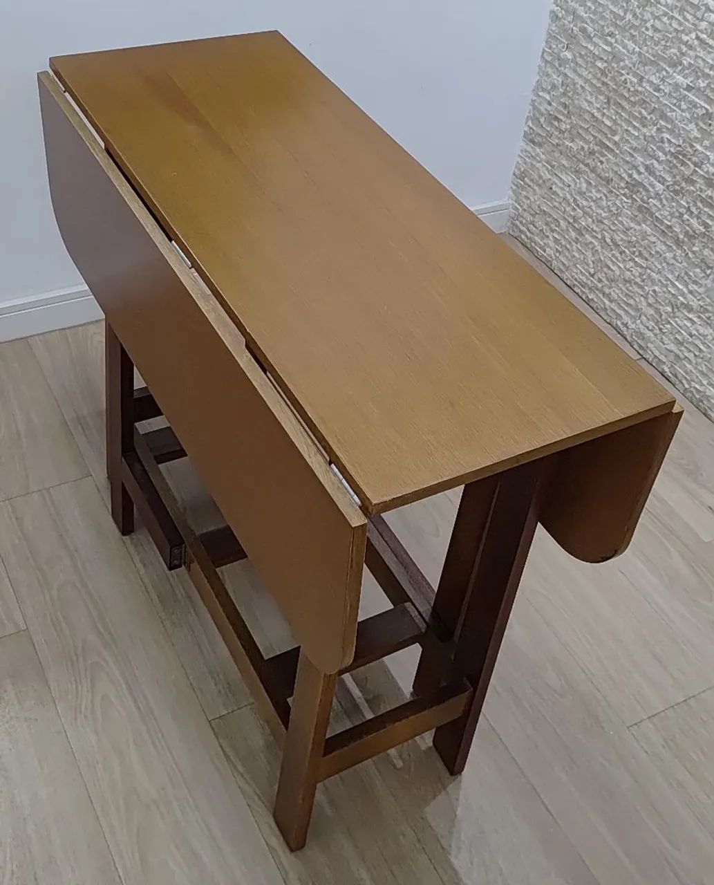 MESA E 4 CADEIRAS DOBRÁVEIS MADEIRA MACIÇA - Foto 4