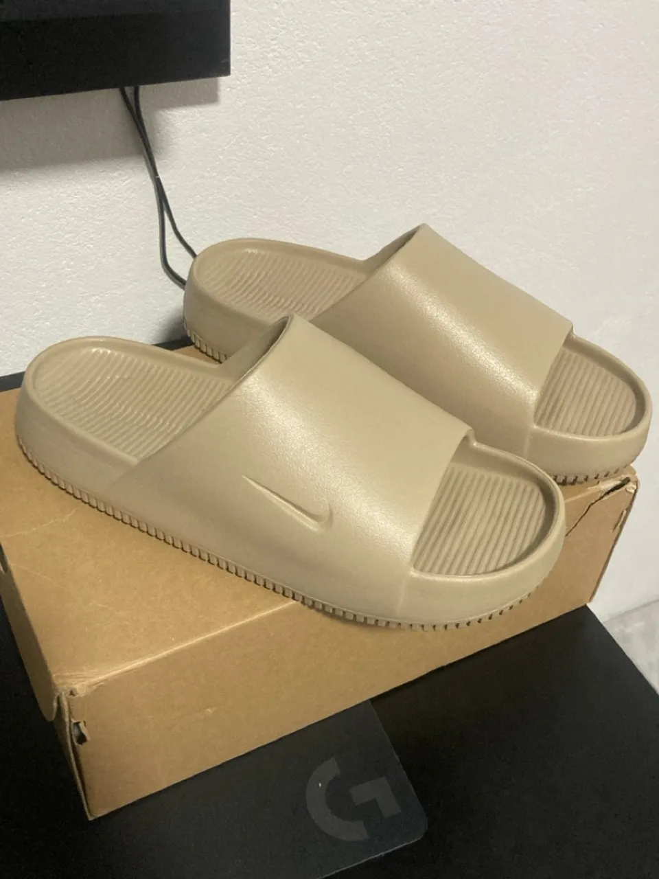 Chinelo Nike Slide Bege