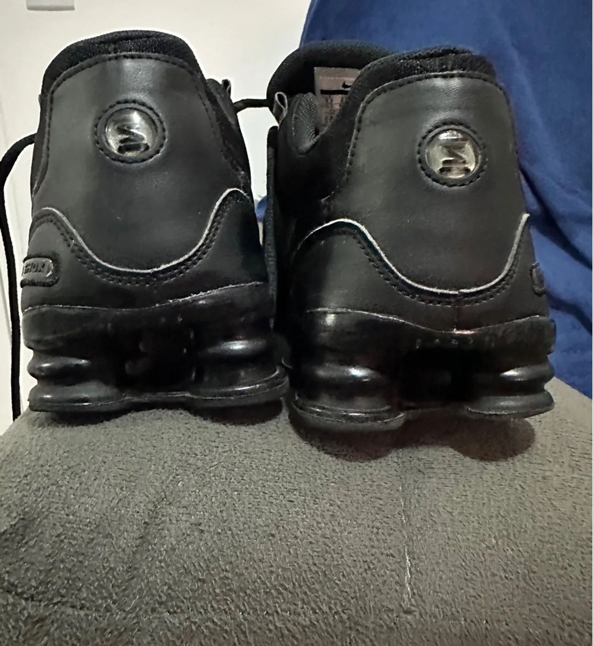 Tênis Nike Shox - Preto - Foto 4