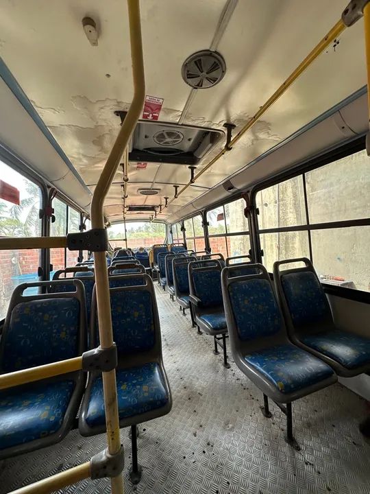 Micro ônibus Mercedes 2010 - Foto 4