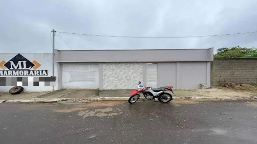 Casa no Centro em Buriticupu/MA