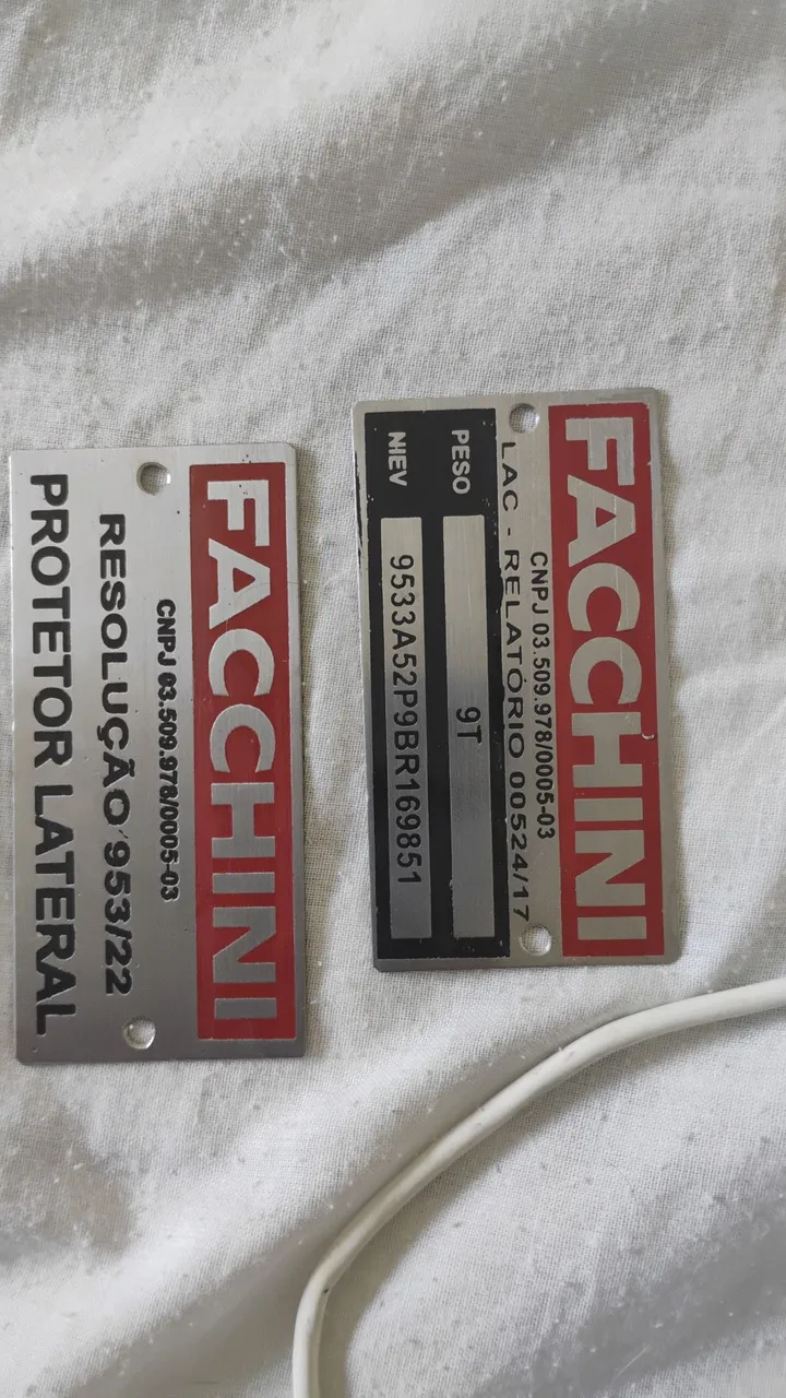 Placas de Identificação FACCHINI