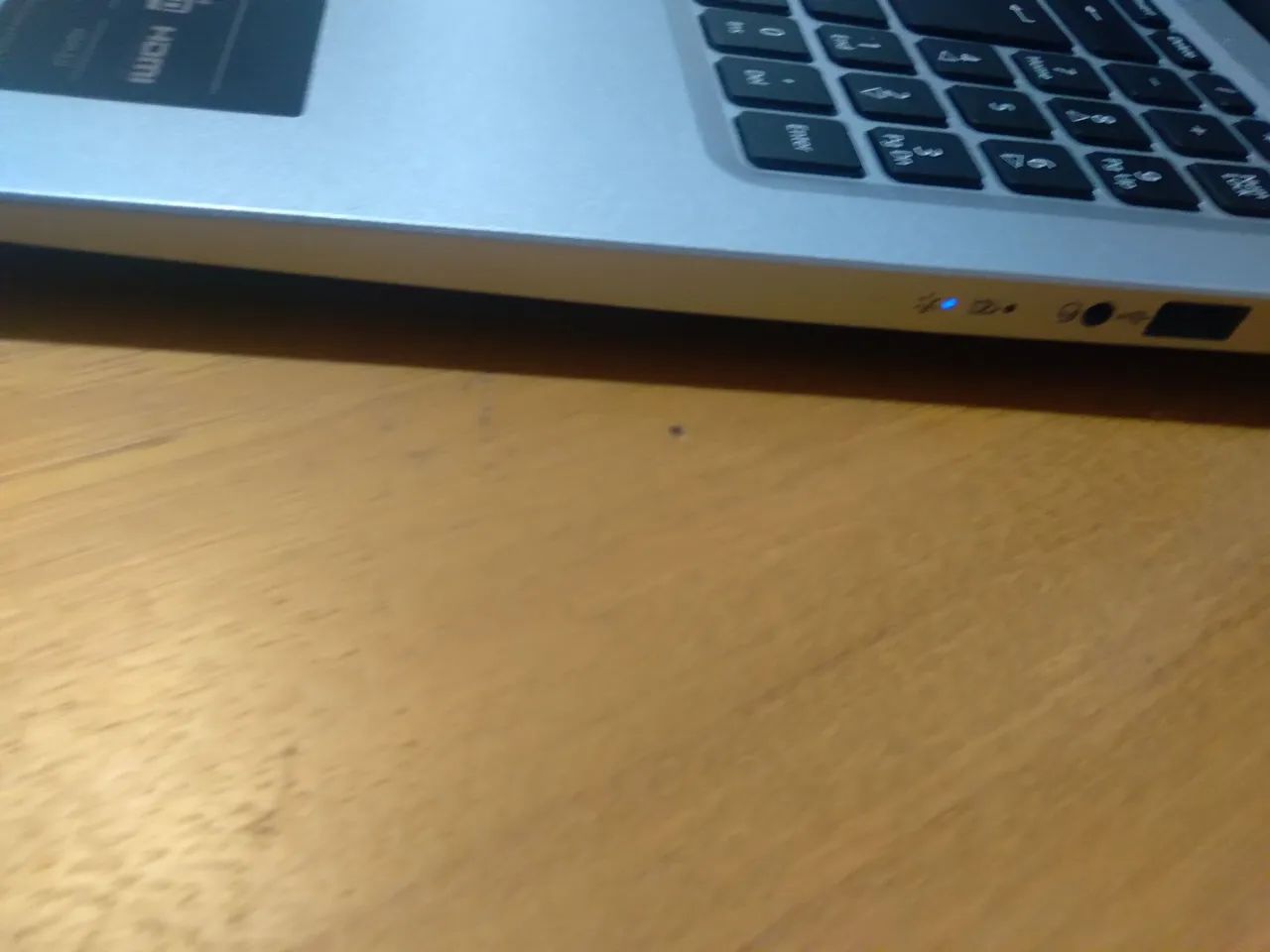 Notebook Acer - Desempenho e Elegância - Foto 6