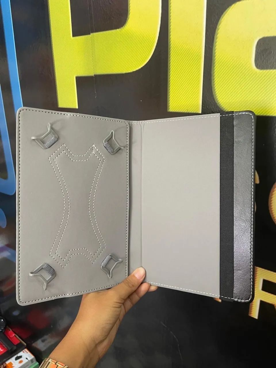 Capas Universais para Tablets - Diversas Cores 7,8,10 polegadas - Foto 4