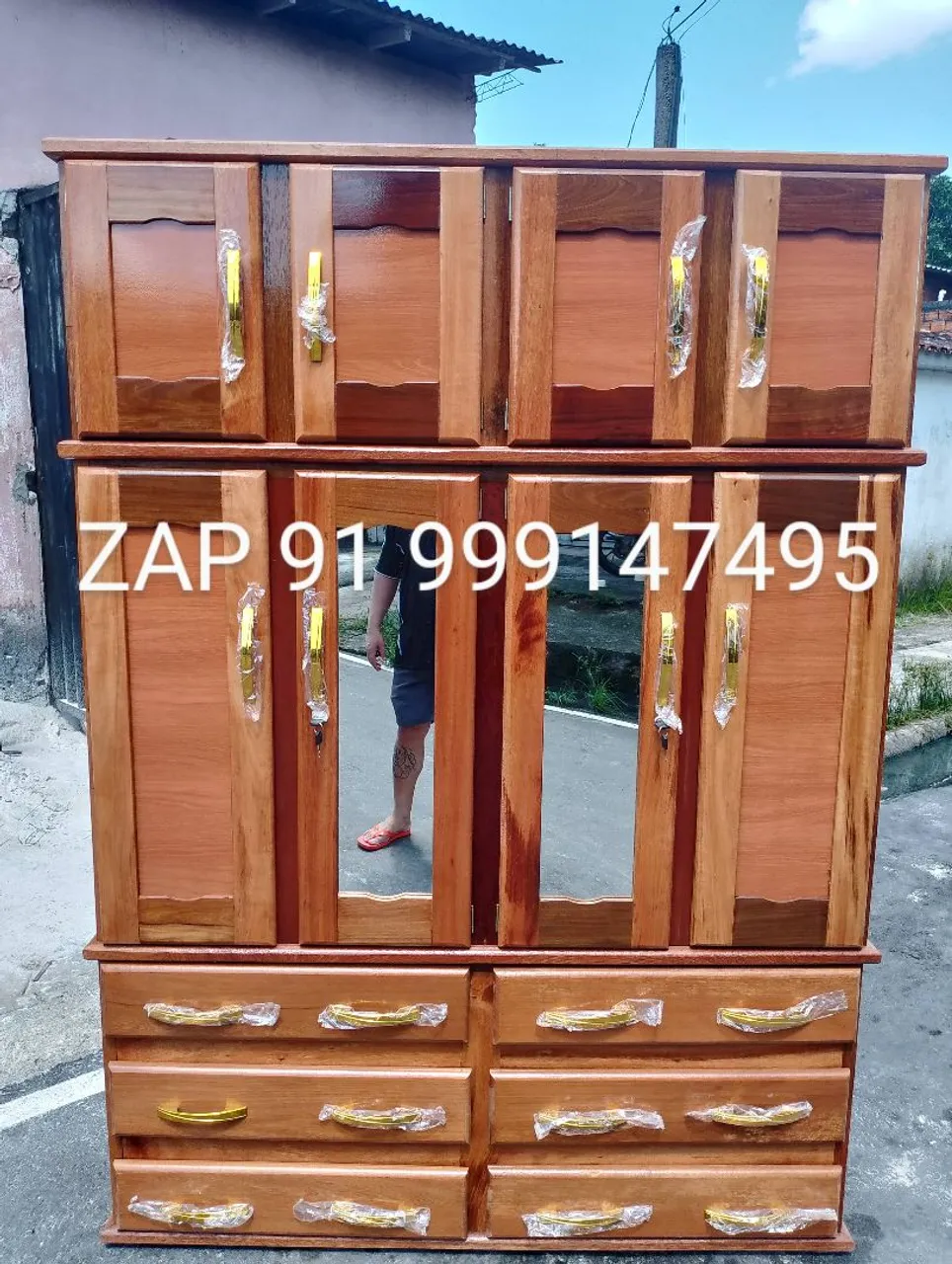 GUARDA ROUPA DE CASAL COM ESPELHOS