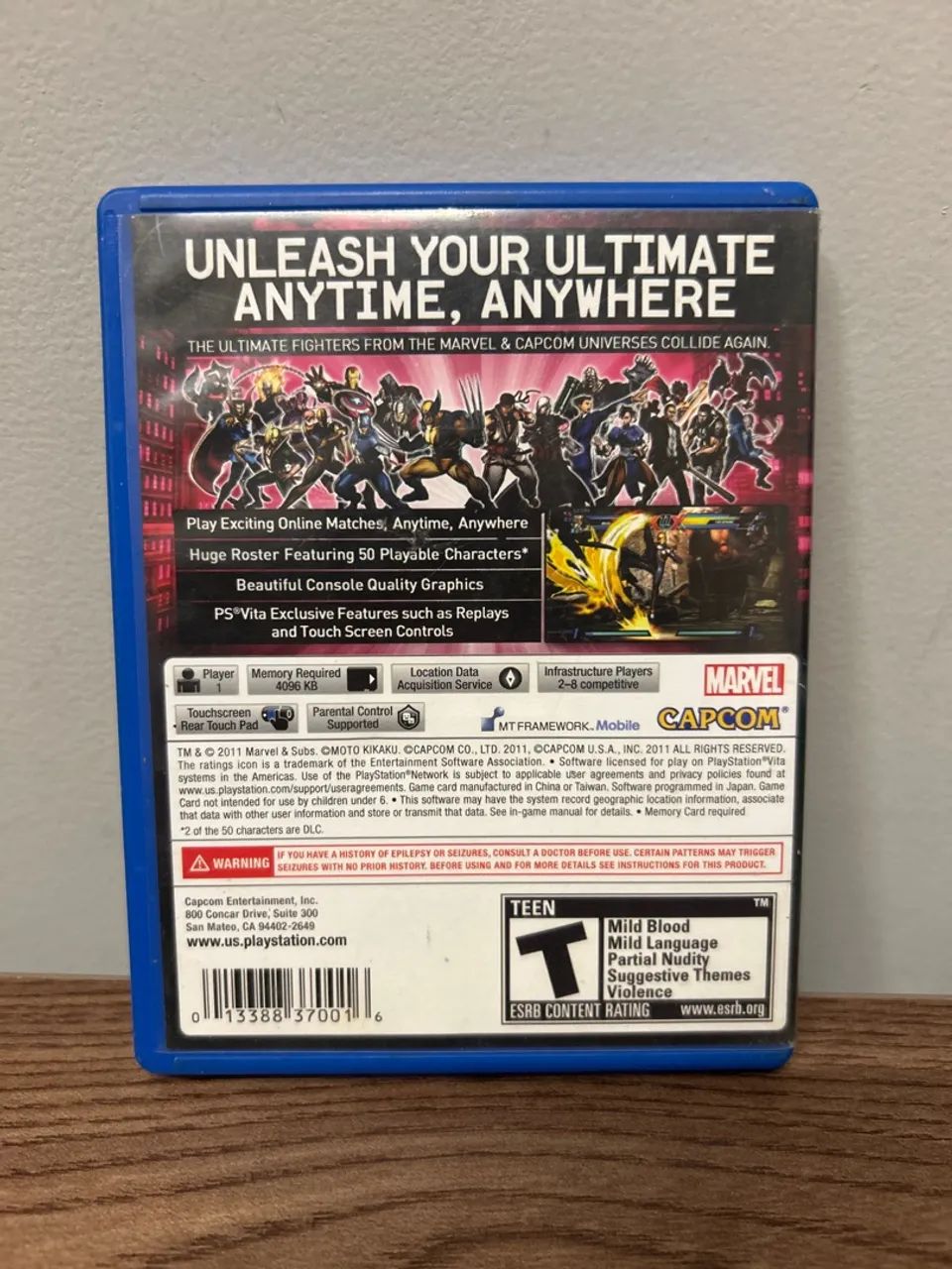 Ultimate Marvel vs Capcom 3 PS Vita Usado - Foto 2