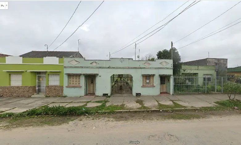Terreno 12x50 (600m²) c/ 4 Casas no Fragata - 3 Quadras da Av. Duque