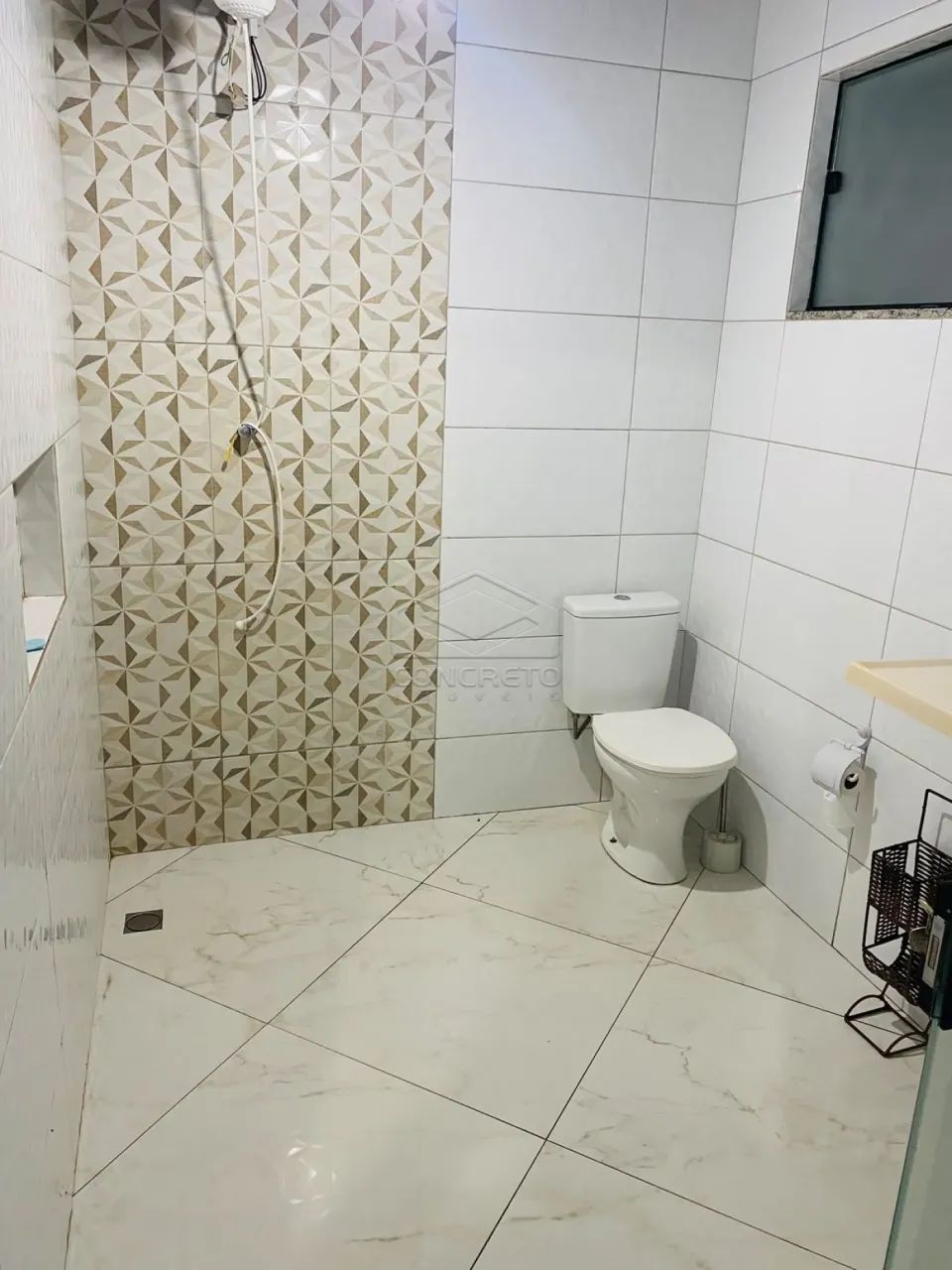 Aluga-se casa de fundo - Foto 4