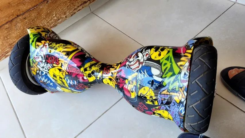 Hoverboard 10 Grafitti com LED e Bluetooth