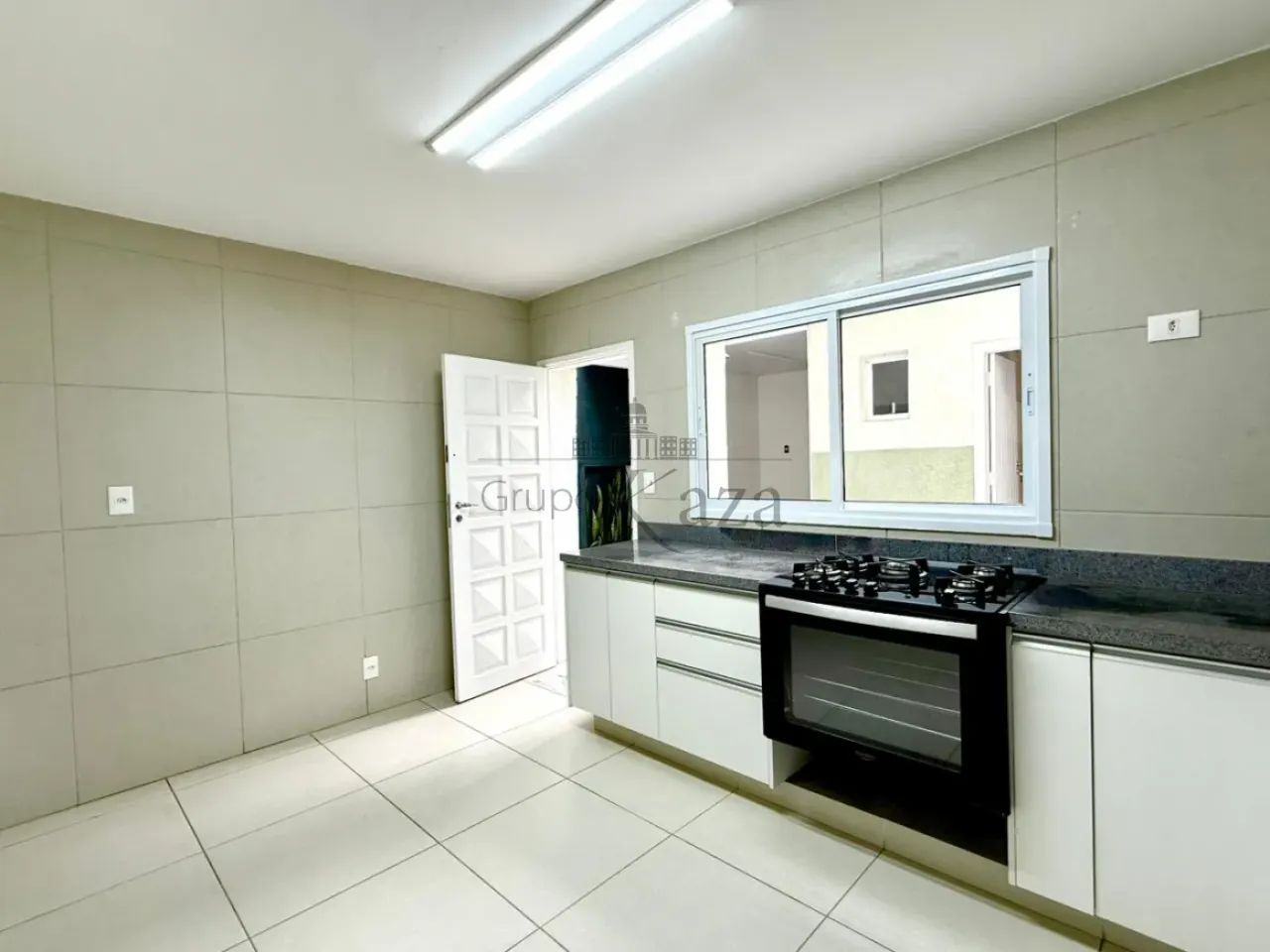 Casa de Rua Fechada - Pinheiros - 3 Suítes - 126m². - Foto 3