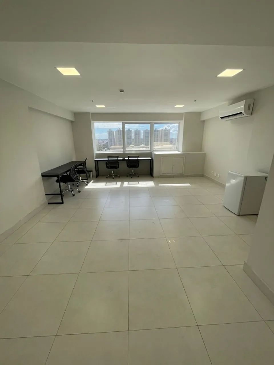 SALA COMERCIAL - CONNECT TOWERS