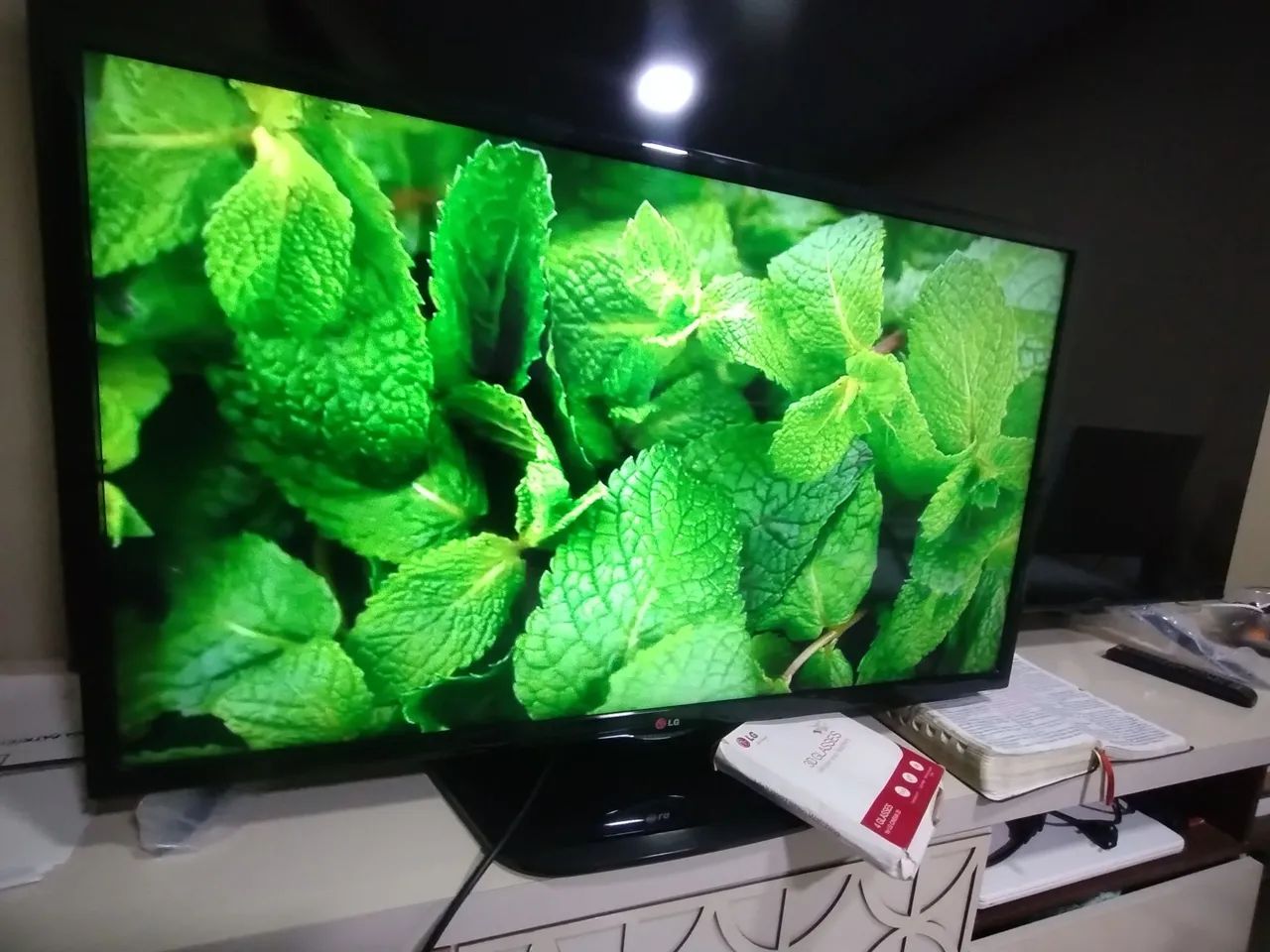 TV LG SMART 32 POLEGADAS PERFEITA  - Foto 2