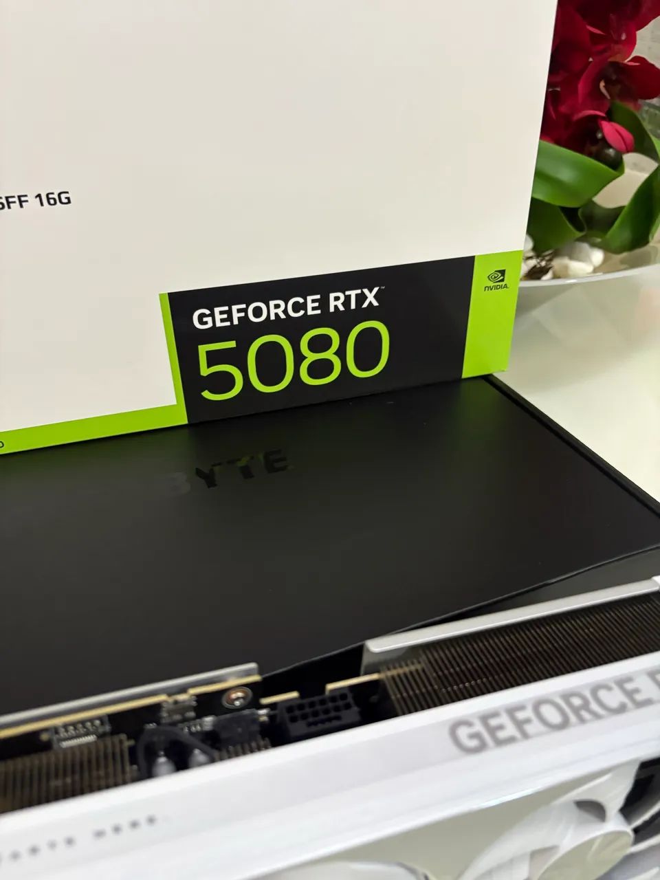 RTX 5080 AERO SFF 16gb  - Foto 3