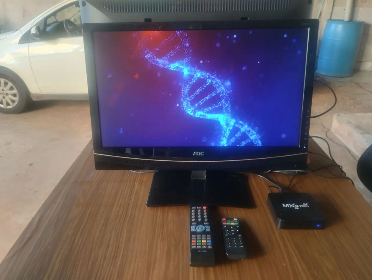 Monitor da marca AOC 24 polegadas tockscreen  - Foto 3