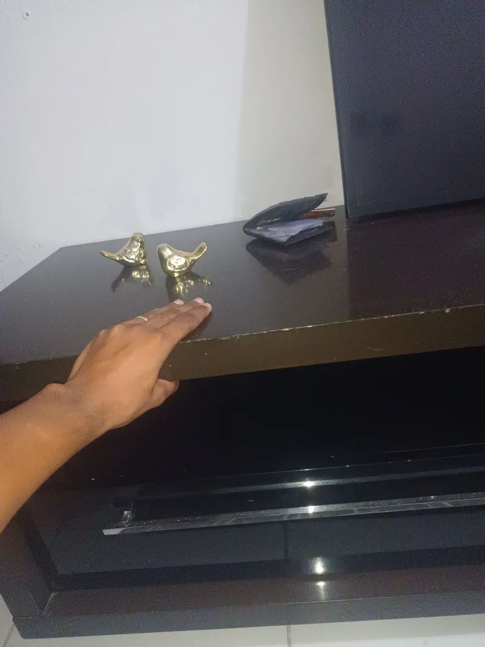 Vendo rack de madeira muito boa - Foto 4