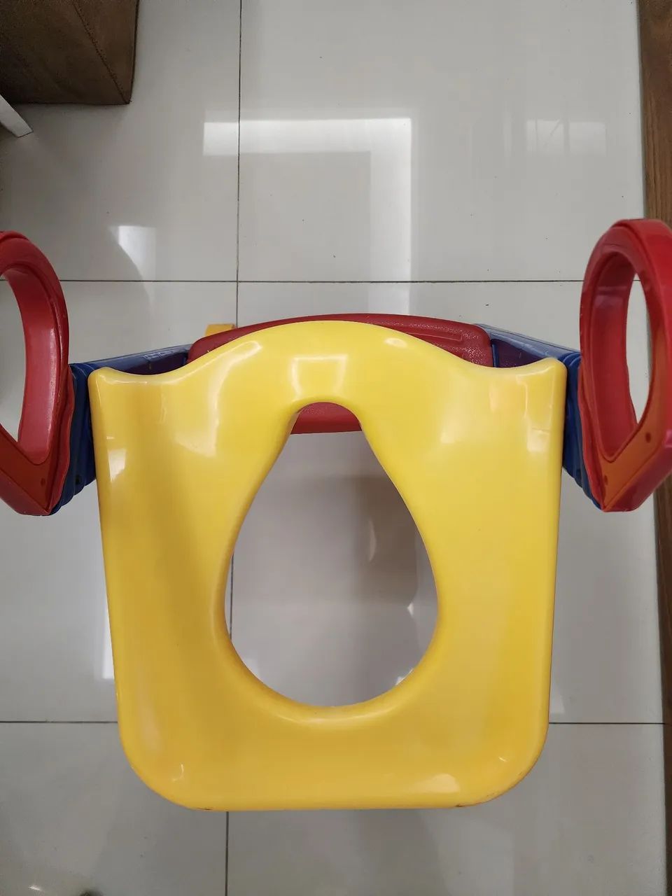 Vendo Assento Infantil Redutor com Escada para Vaso Sanitário  - Foto 4