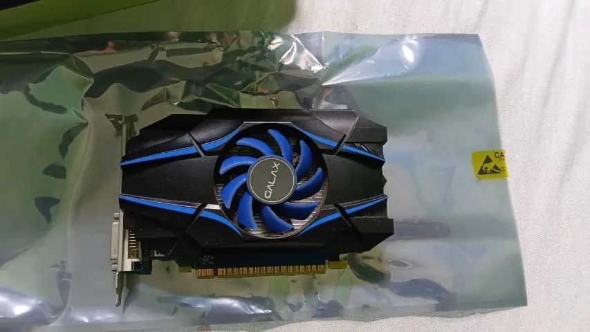 Placa de vídeo Nvidia Geforce 1030 Galax