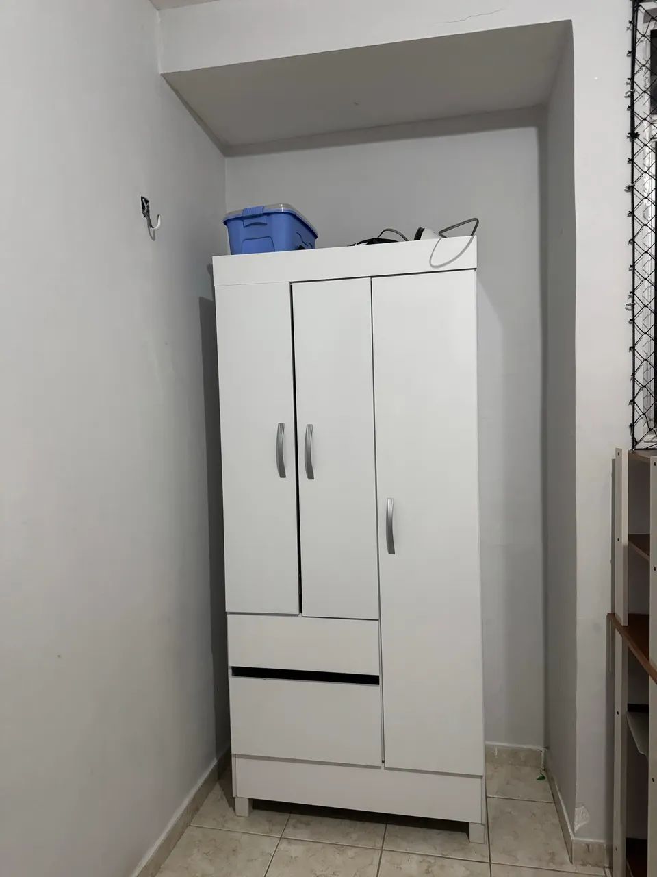 Guarda roupa - solteiro - 3 portas 