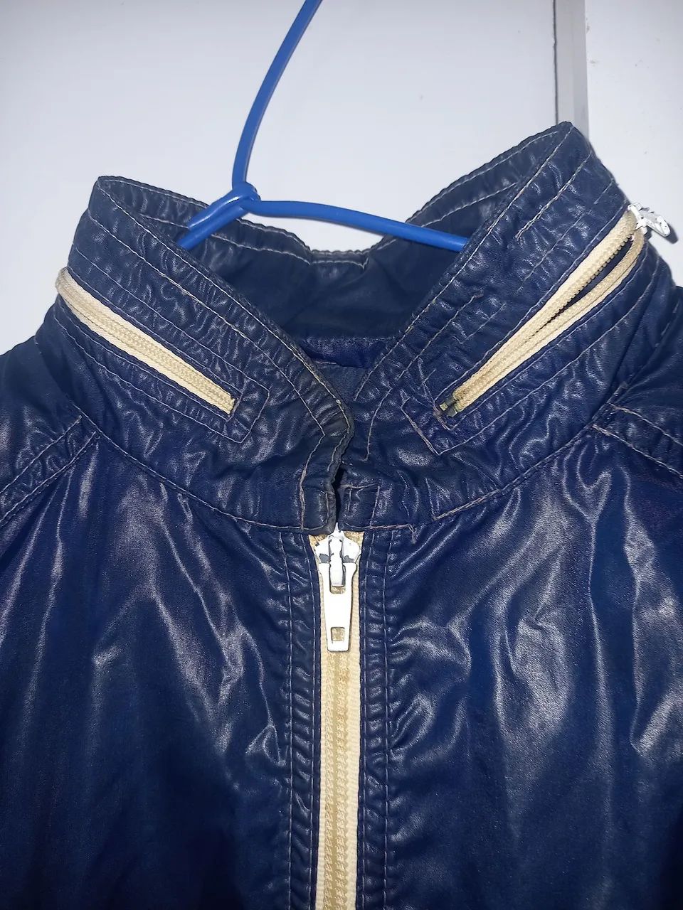 Blusa corta vento snos 80 veste Pp usada - Foto 3