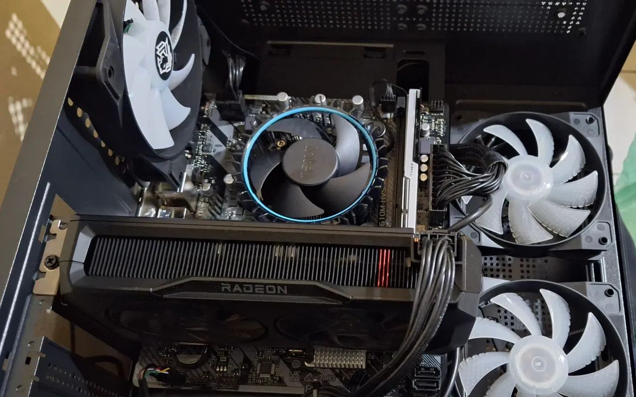 Pc Gamer i5 12400f/ RX 7600 - Foto 5