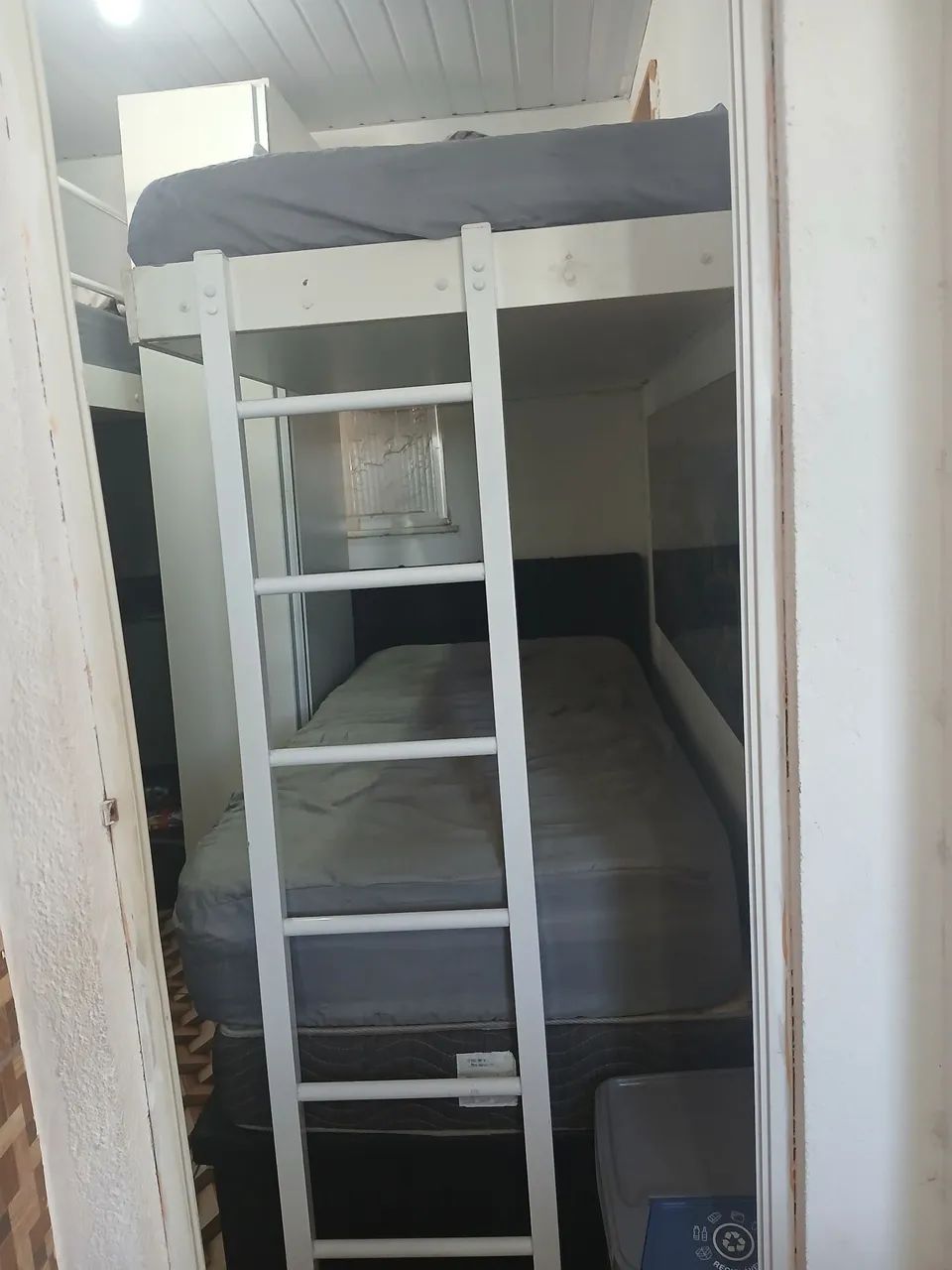 Quarto masculino compartilhado em Ramos - Foto 3