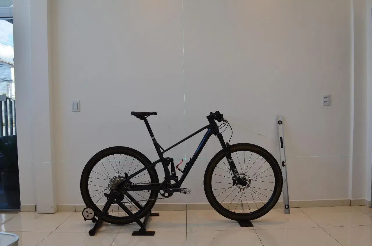 MOUNTAIN BIKE SENSE INVICTUS EVO 2020
