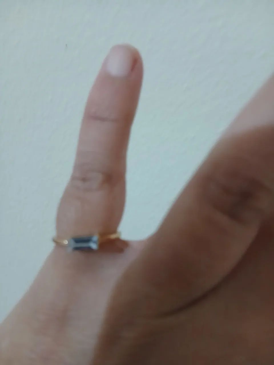 Anel Dourado com pedra  - Foto 2