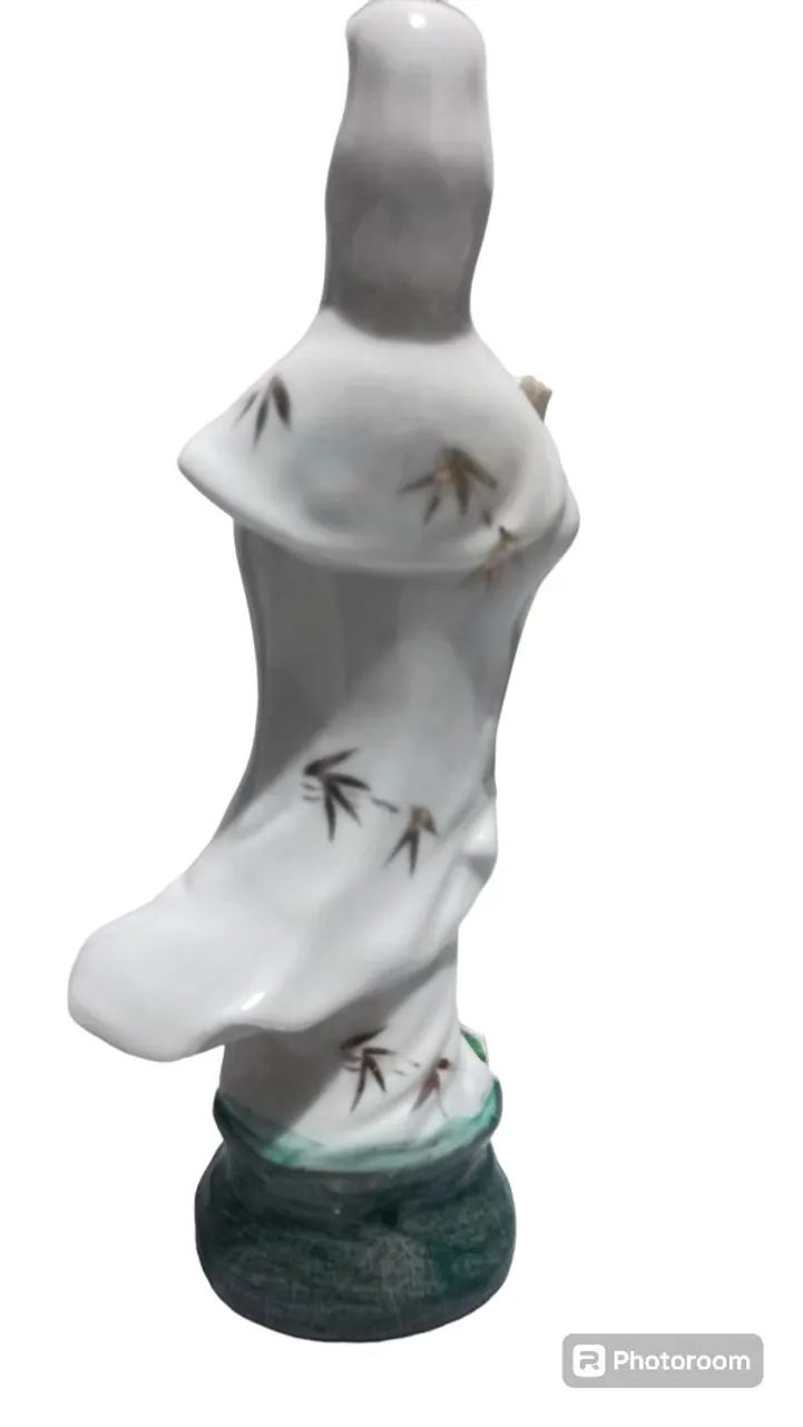 Boneca chinesa porcelana deusa Guanyn 22 cm - Foto 5