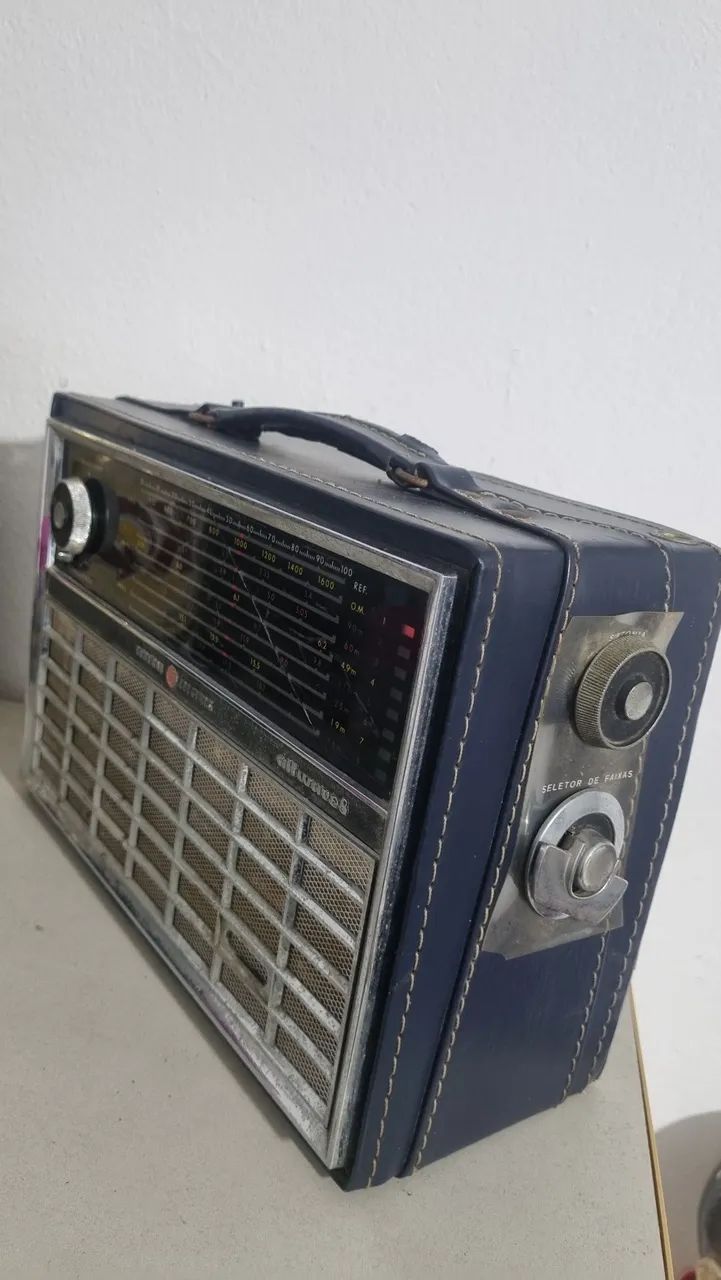 Rádio antigo 