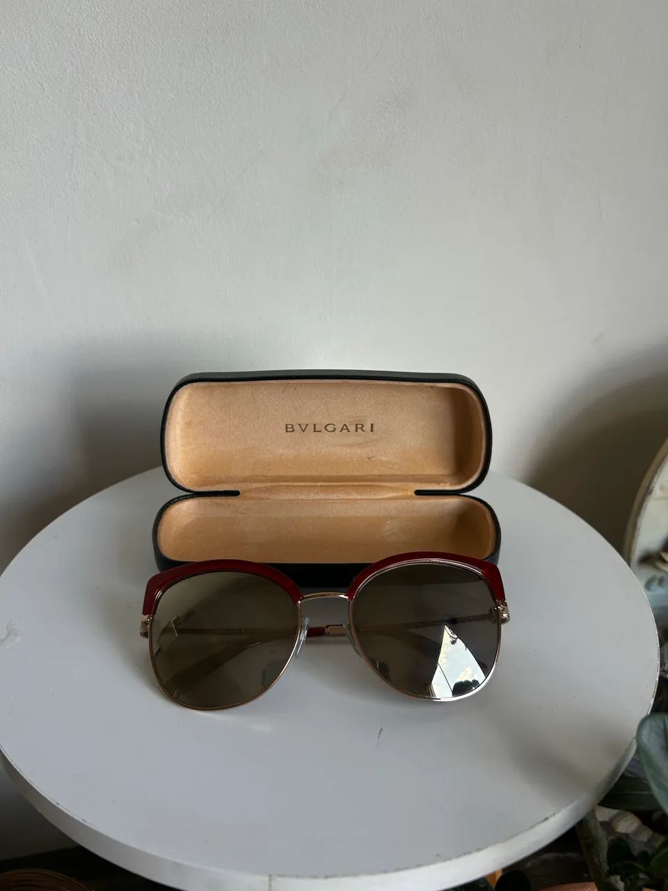 óculos de sol bvlgari cat-eye vinho - Foto 2