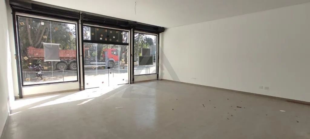Salão para alugar em Campinas, Cambuí, com 161 m²