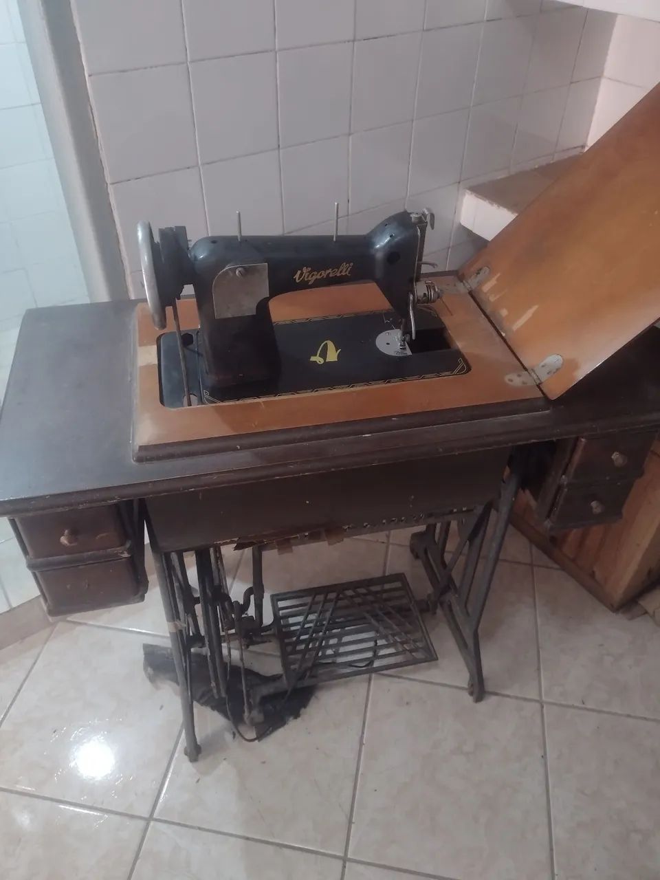 Máquina de costura  - Foto 4