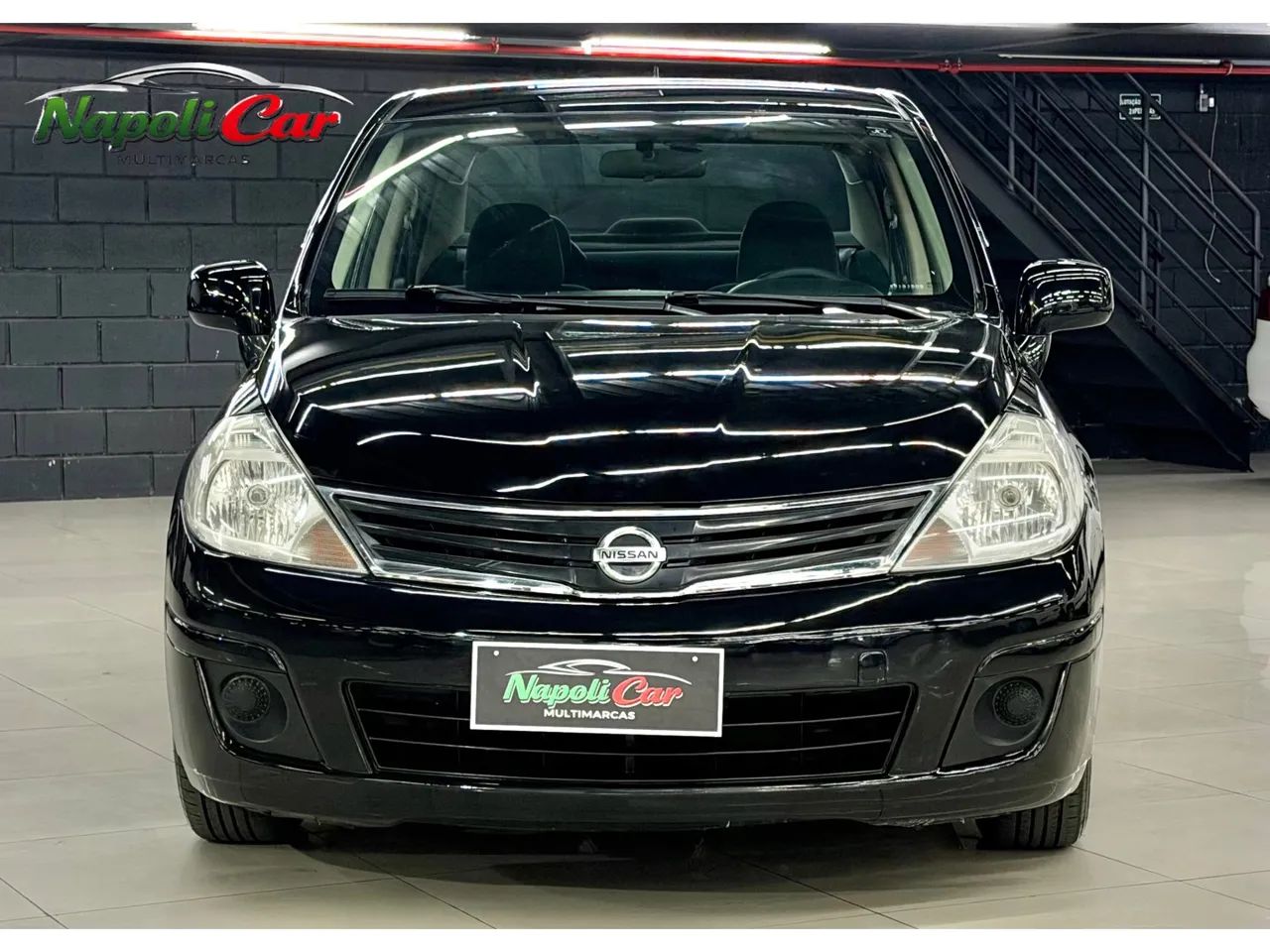 Nissan Tiida 2012 - Foto 3