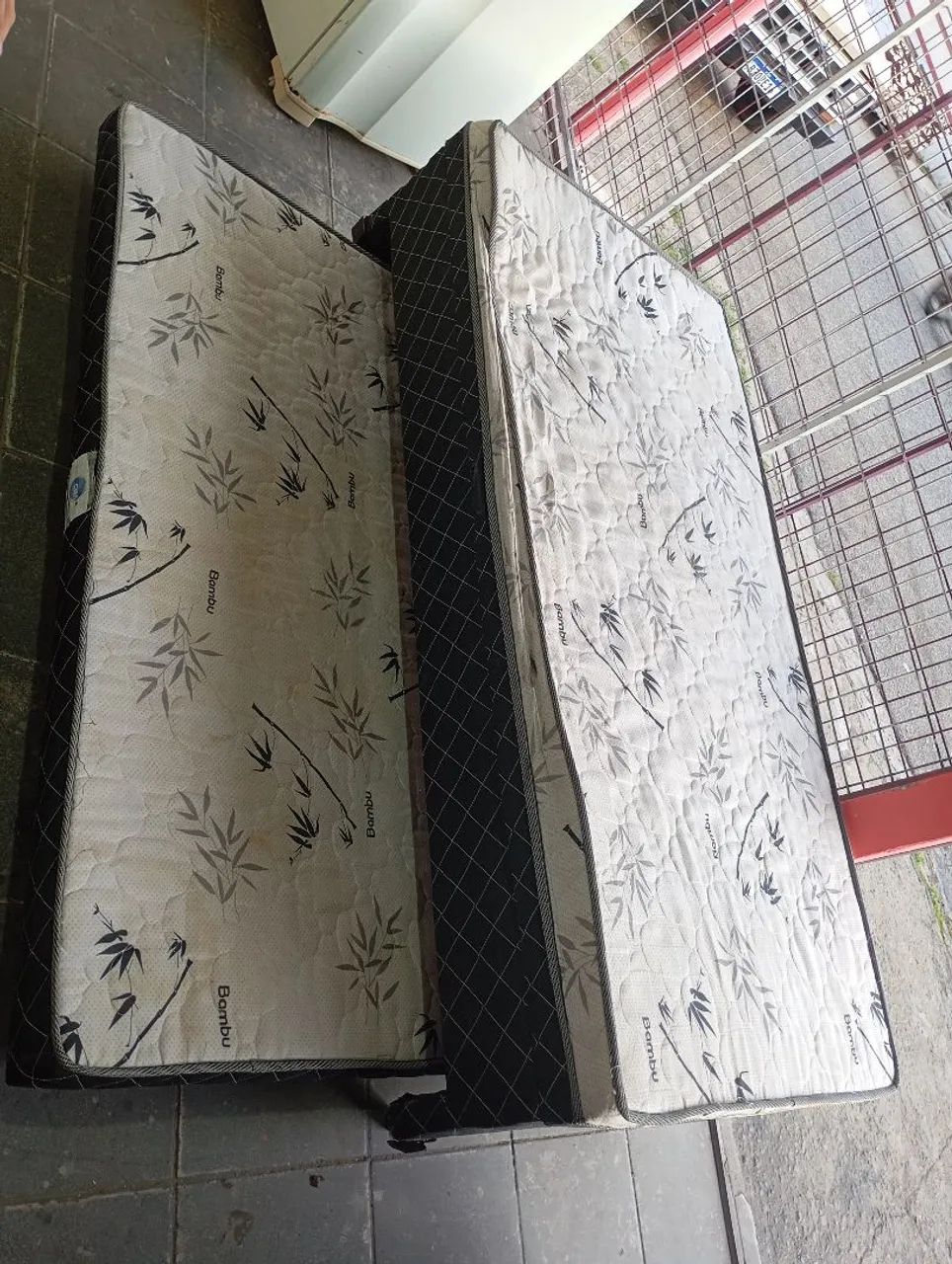 Box de solteiro com baú e auxiliar  - Foto 3