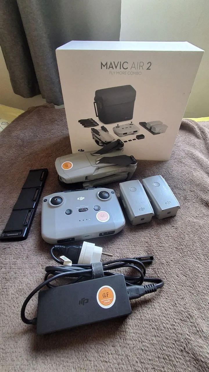 Vendo drone Mavic air 2 com 3 baterias e carregador e caixa de filtros. Excelente estado,  - Foto 3