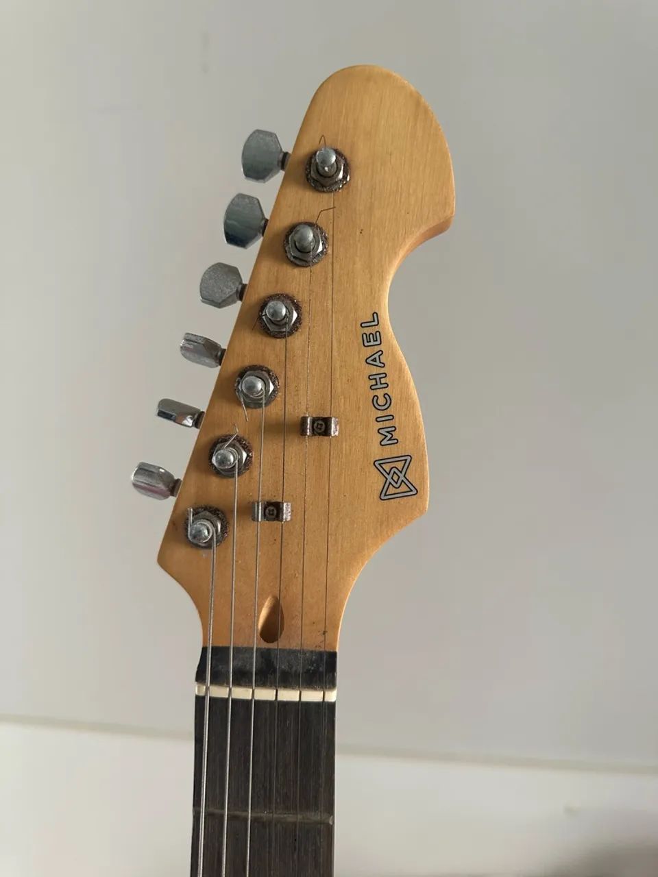 Guitarra Michael - Foto 5