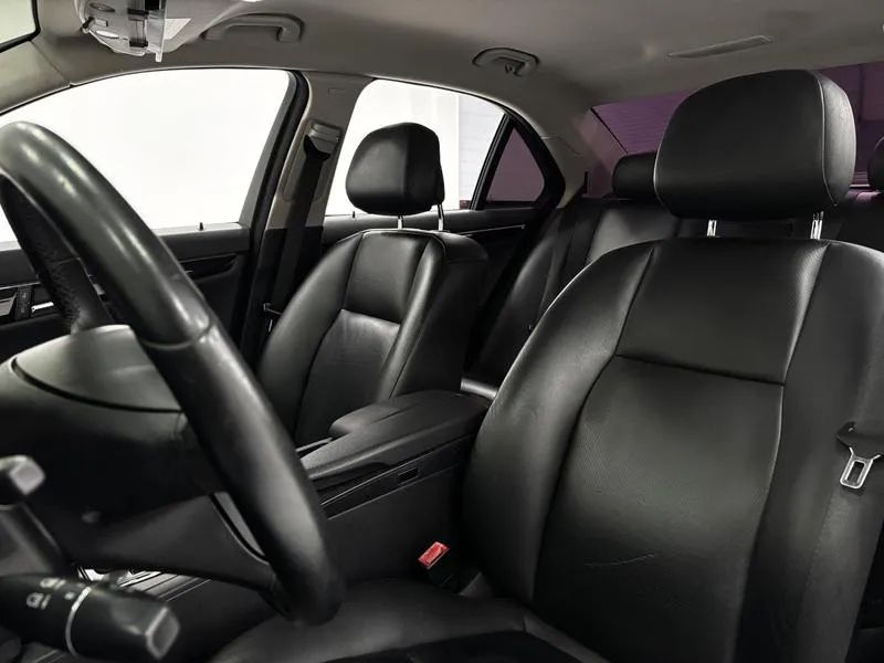 Mercedes-Benz C-180 CGI Classic 1.8 16V 156cv Aut. 2011 - Foto 8