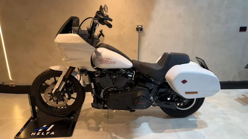 Harley Davidson Low Rider ST - Foto 5