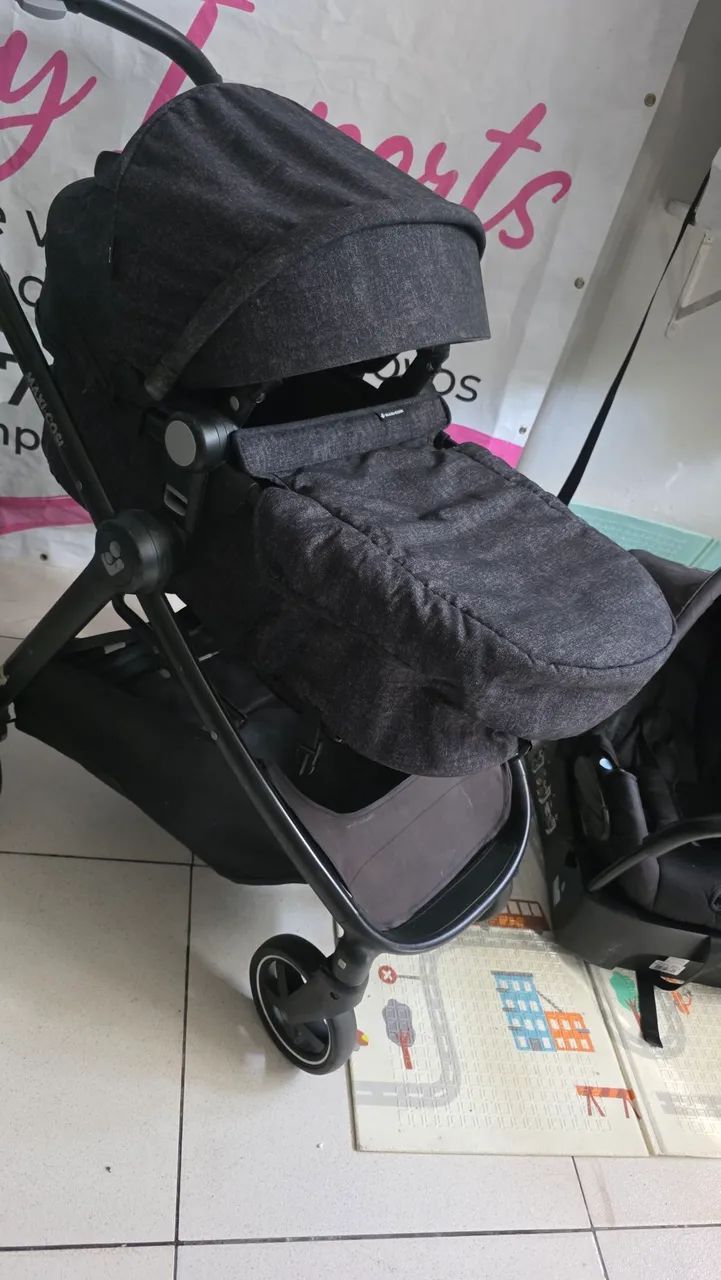Carrinho e Bebê Conforto 