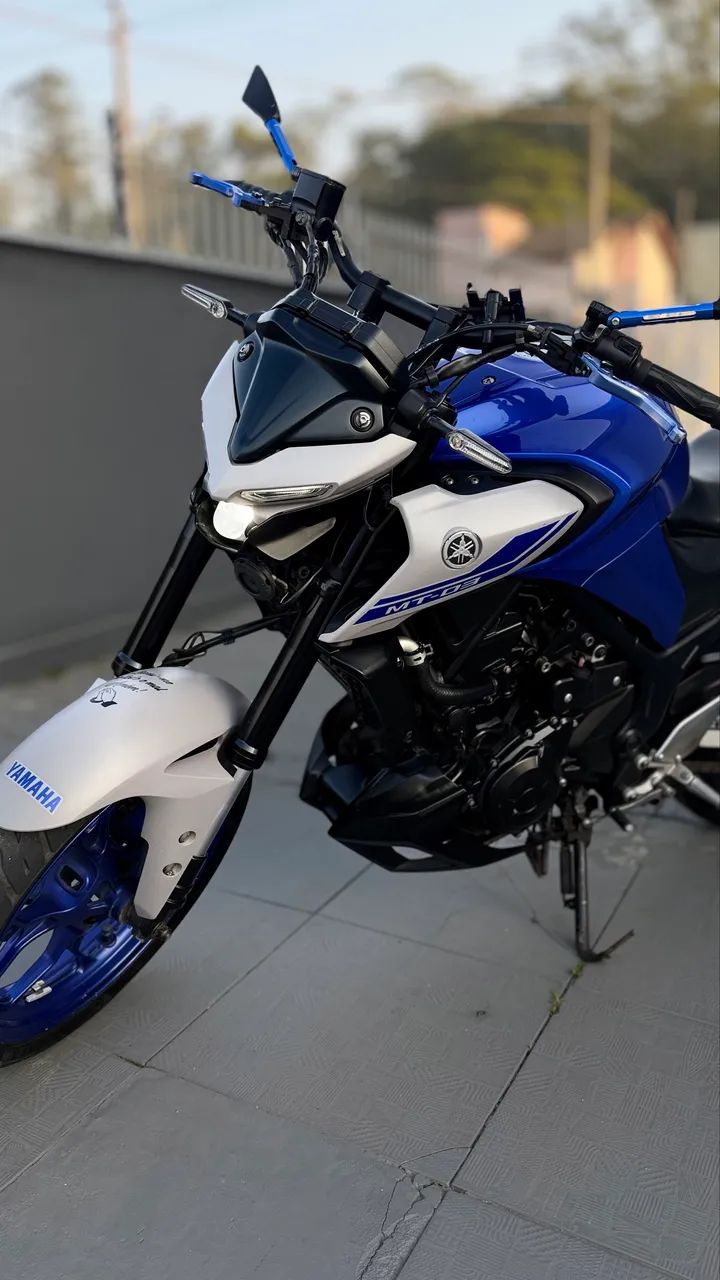 YAMAHA MT 03  - Foto 4