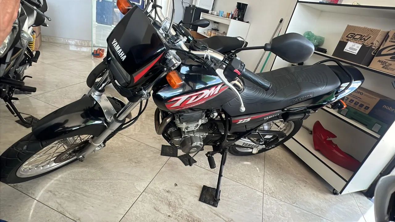 Yamaha 225 2000 - 1491880413 | OLX