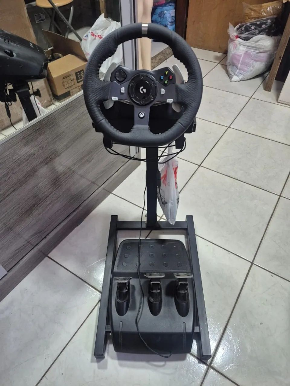 Xbox one 500gb + Volante Logitech + suporte pilot - Foto 2