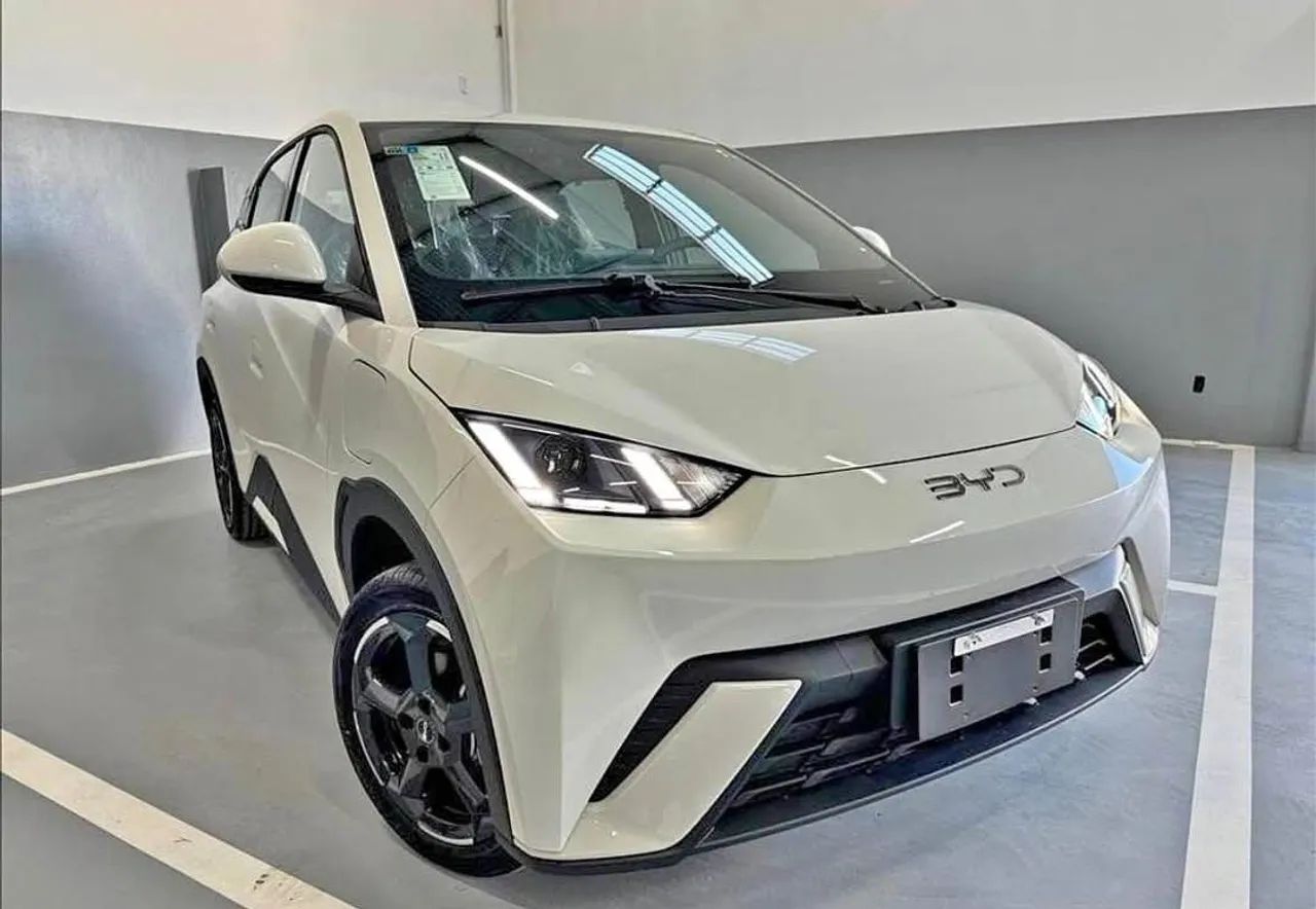 BYD Dolphin Mini (Elétrico) 2025