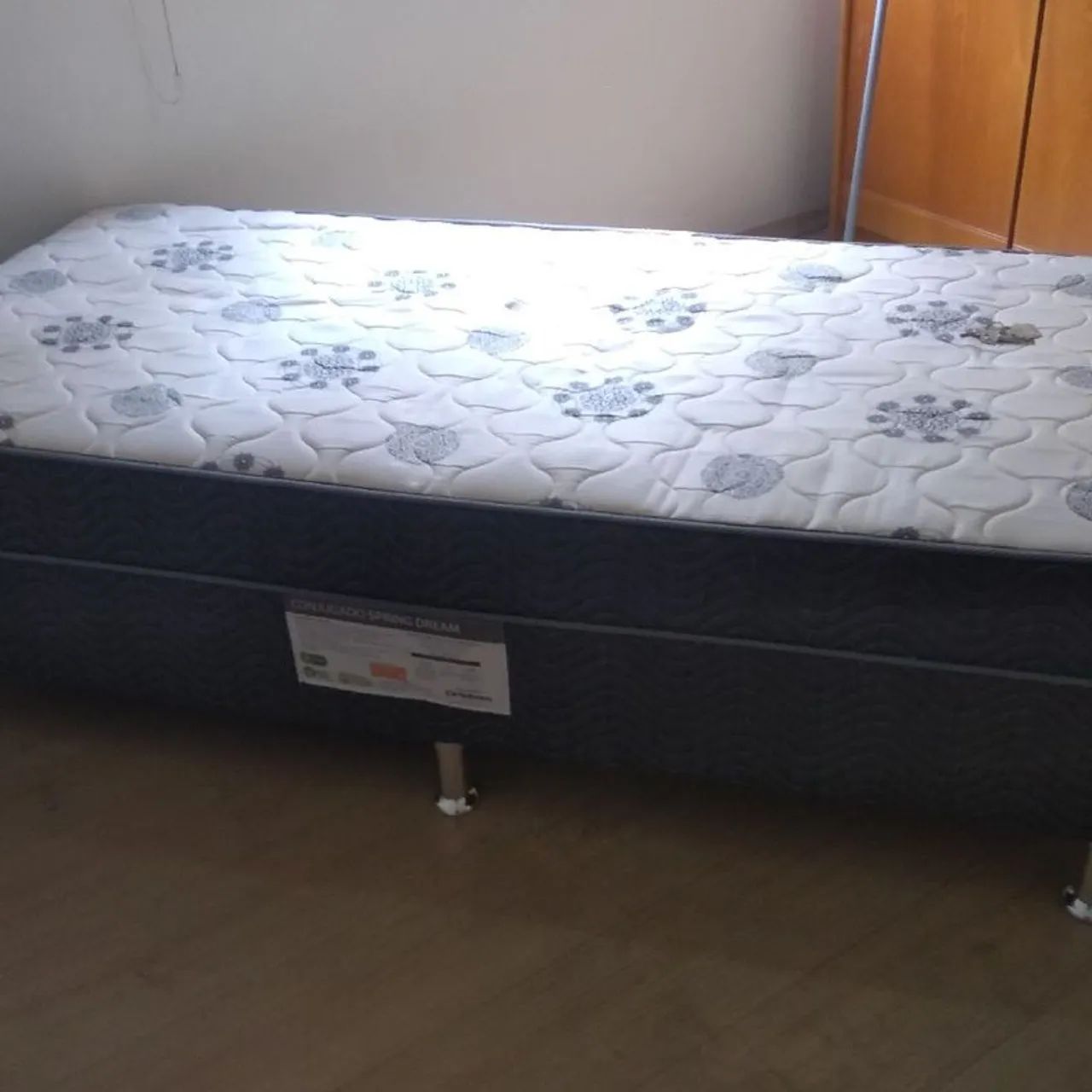 Cama unibox Ortobom usada .
