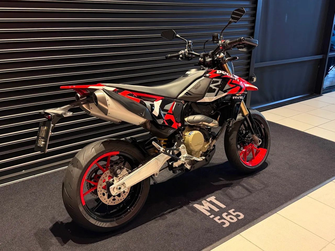 Hypermotard 698 REV 2025 - 1523464395 | OLX