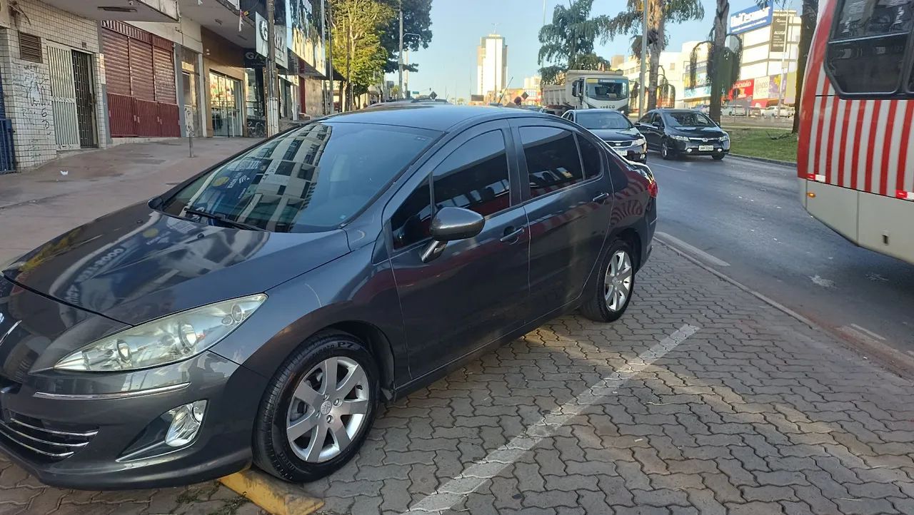 Peugeot 408 408 Sedan Allure 2.0 Flex 16V 4p Mec. 2014