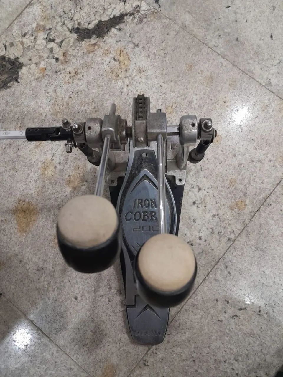 Pedal duplo