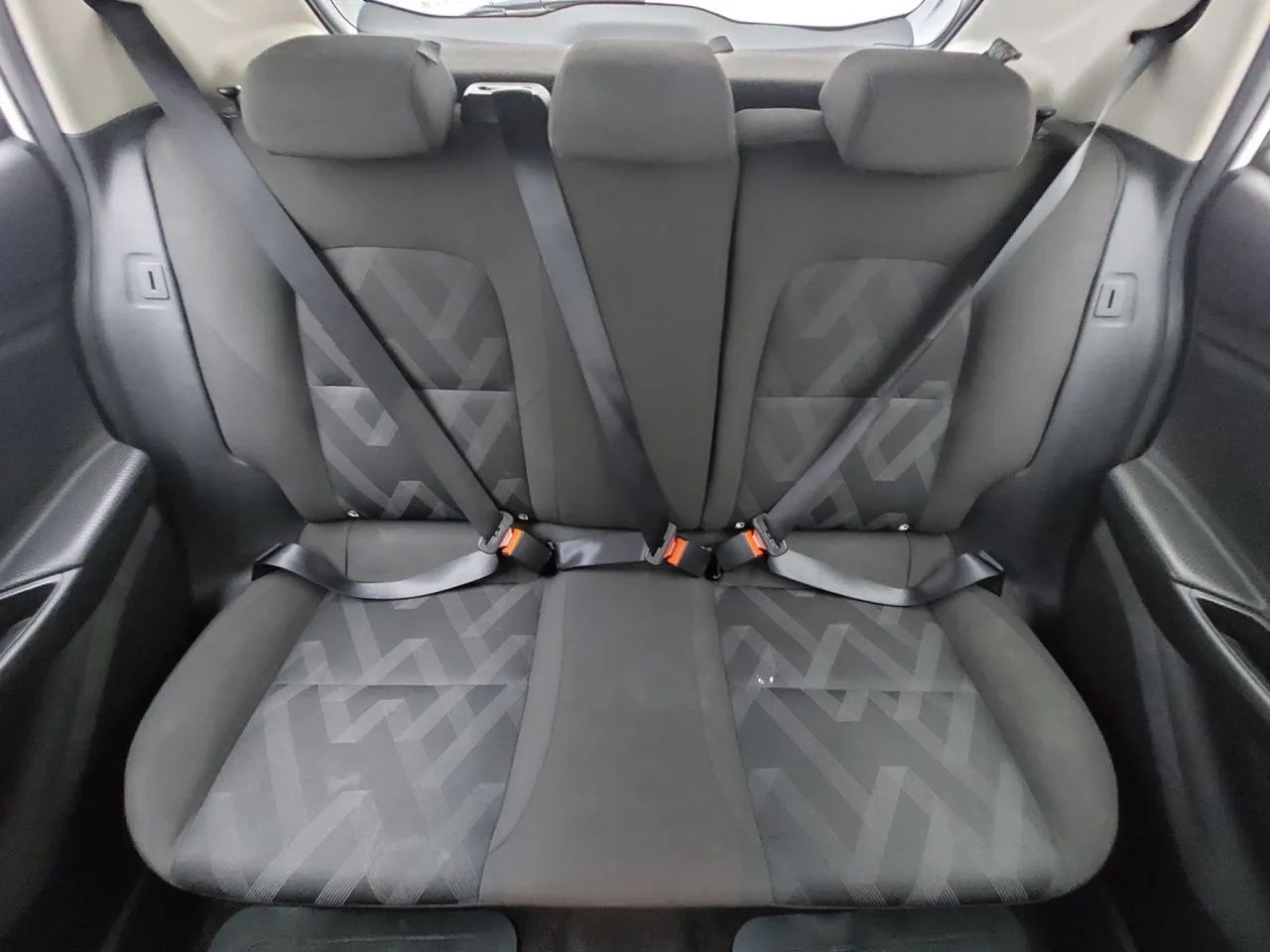 Chevrolet Onix Hatch 1.0 12V Flex Mec. 4P, foto 18 de 18