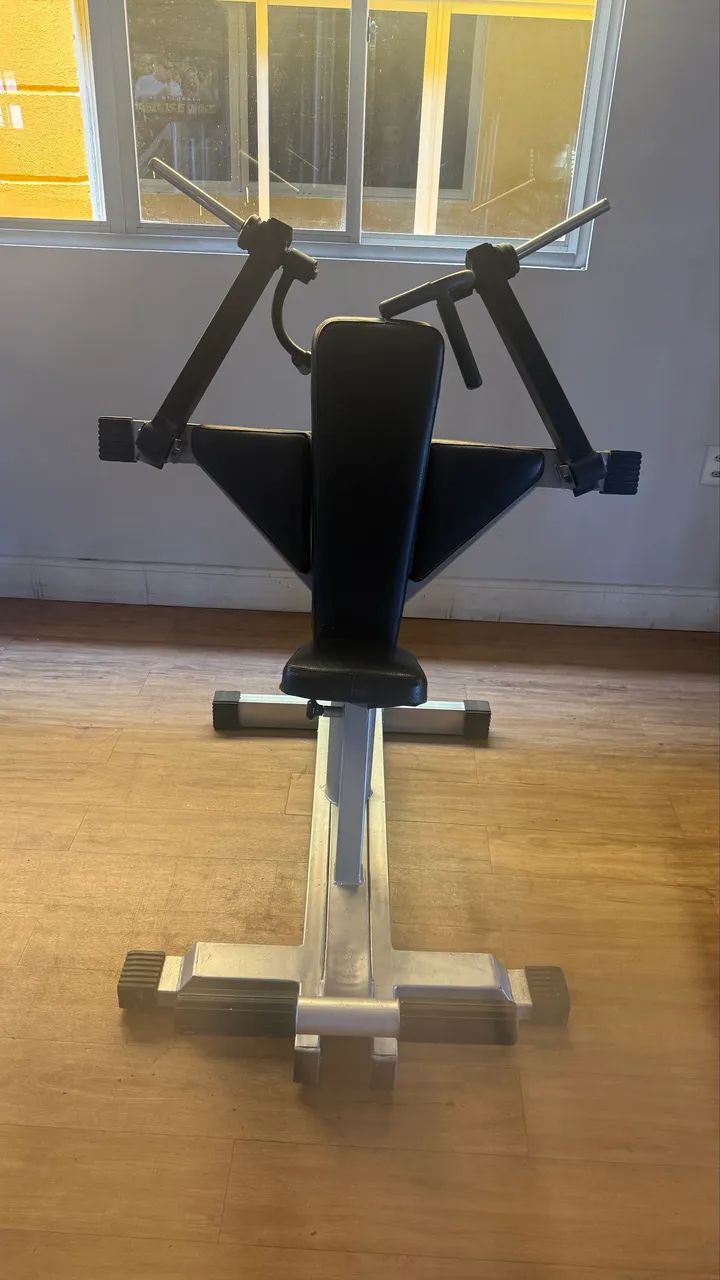 Máquina de bíceps sentado - Foto 4